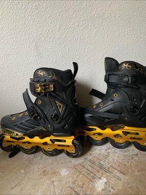 Liku Black and Gold Inline Rollerblades - Adjustable Buckle Skates